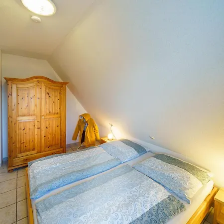 Achtern Diek 28a Feriehus *